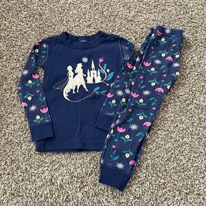 3T / Toddler Girl Hanna Andersson x Disney Pajamas (Frozen II)